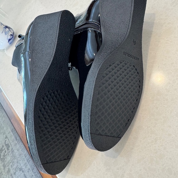 Aerosoles Black Patent Brandi Wedge Bootie, 6.5 Wide, New never worn - Picture 2 of 4